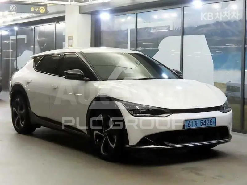 2022 KIA EV