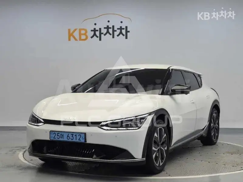 2022 KIA EV