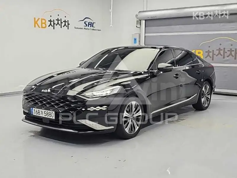 2022 KIA K8