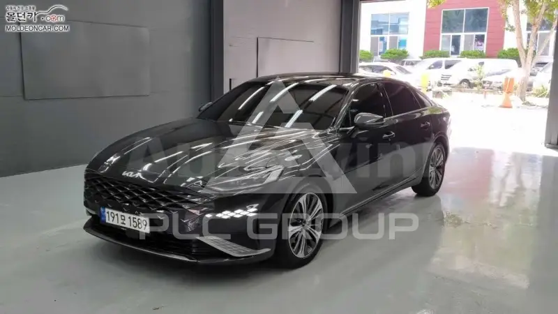 2022 KIA K8