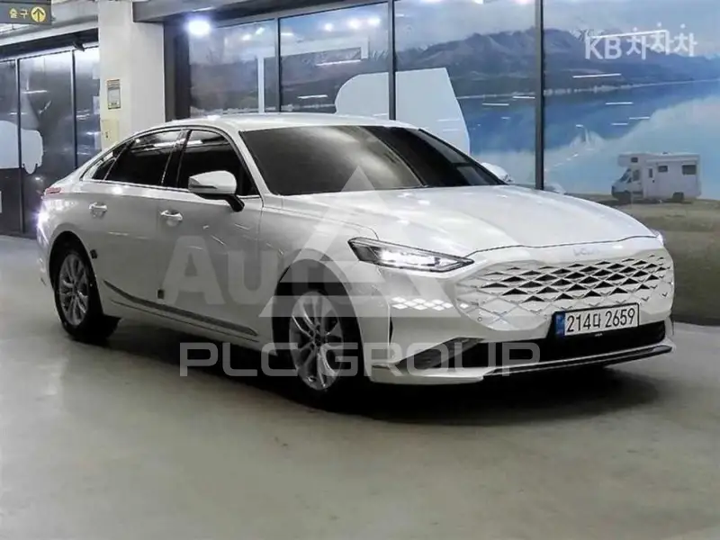2022 KIA K8