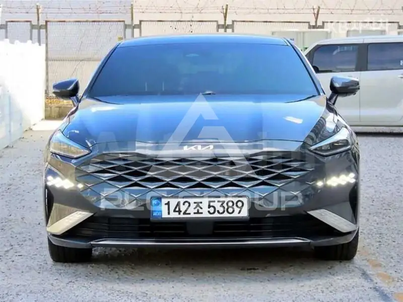 2022 KIA K8