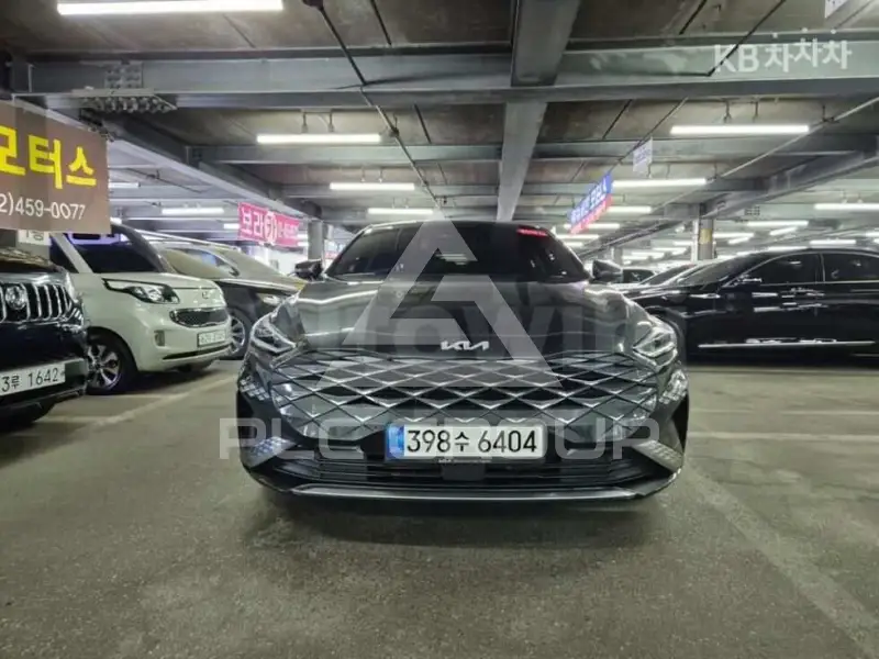 2022 KIA K8