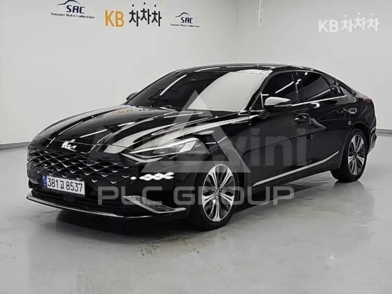 2022 KIA K8