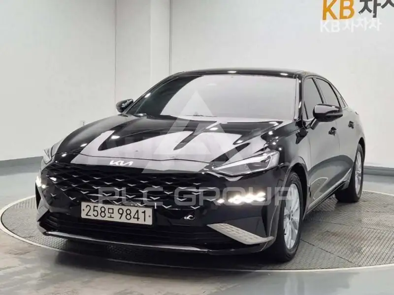 2022 KIA K8