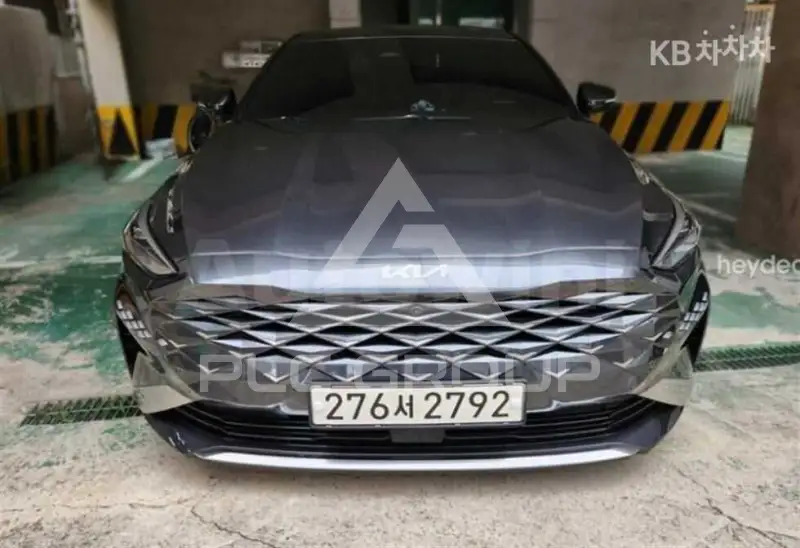 2022 KIA K8
