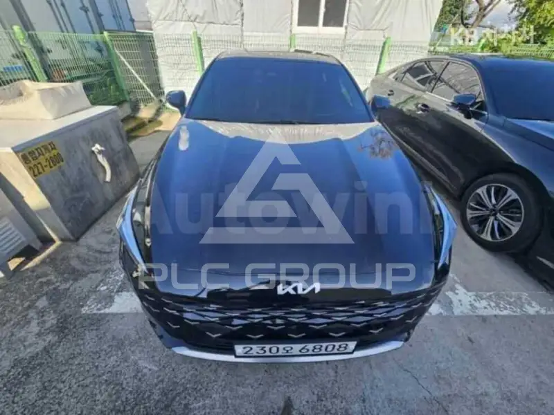2022 KIA K8