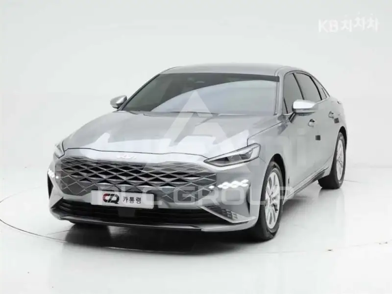 2022 KIA K8