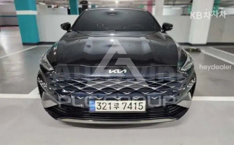 2022 KIA K8