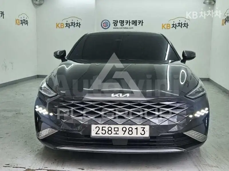 2022 KIA K8