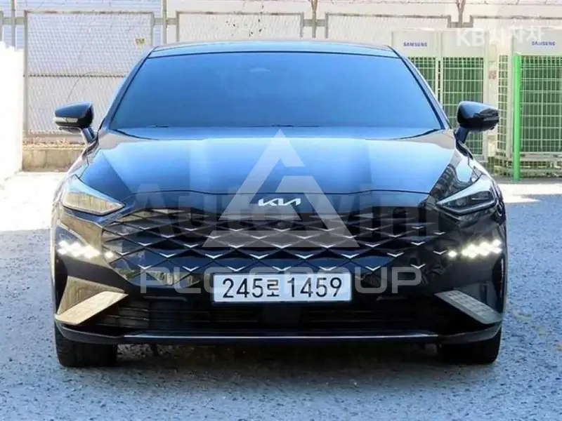 2022 KIA K8