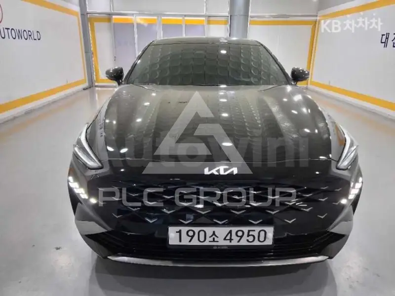 2022 KIA K8