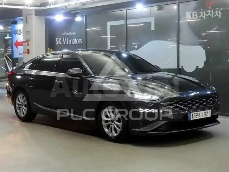 2022 KIA K8