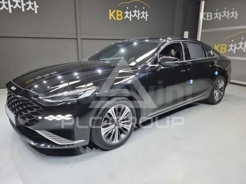2022 KIA K8