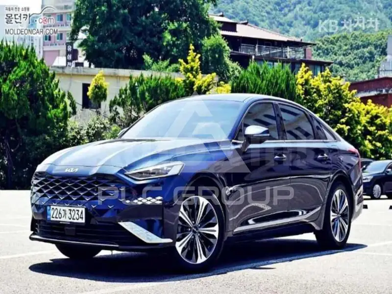 2022 KIA K8