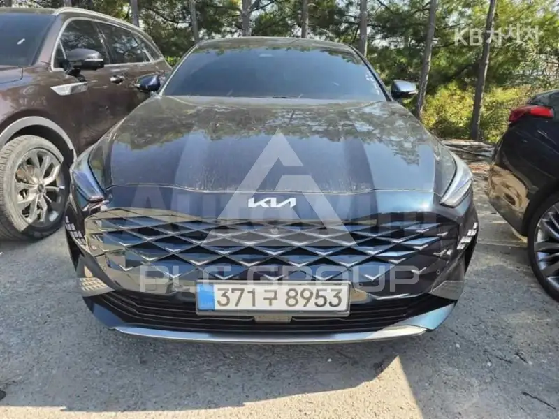 2022 KIA K8