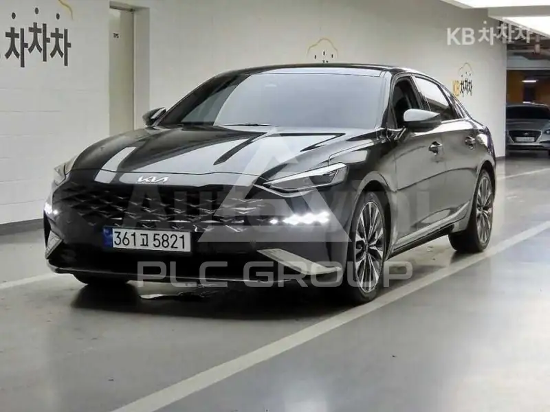 2022 KIA K8