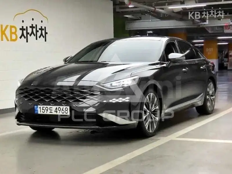 2022 KIA K8