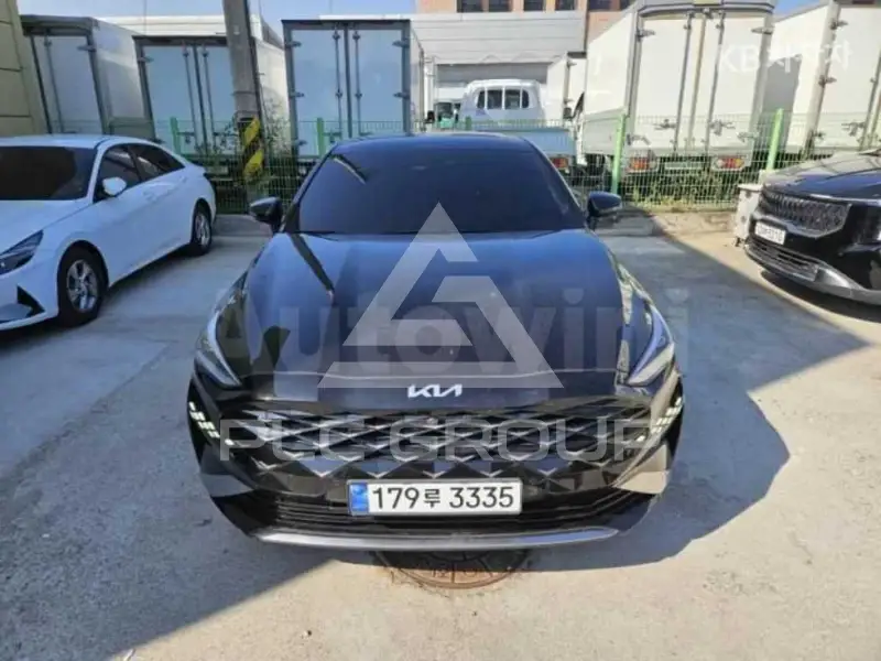 2022 KIA K8