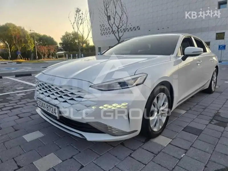 2022 KIA K8
