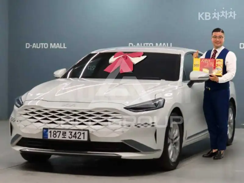 2022 KIA K8