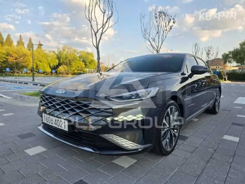 2022 KIA K8