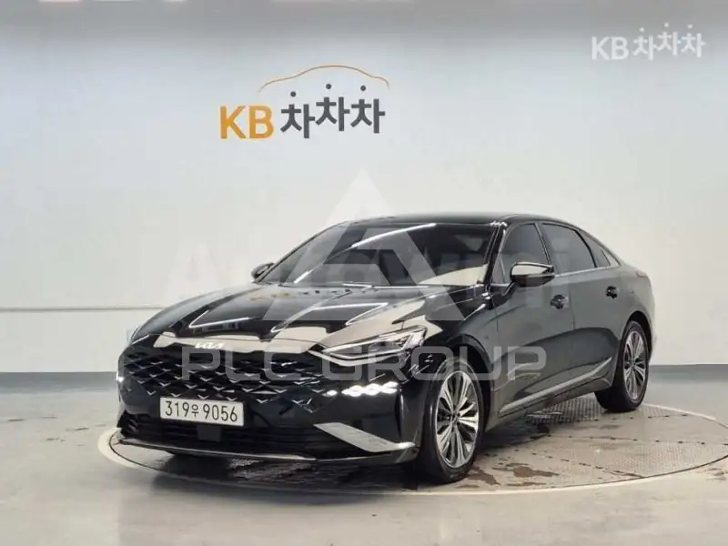 2022 KIA K8