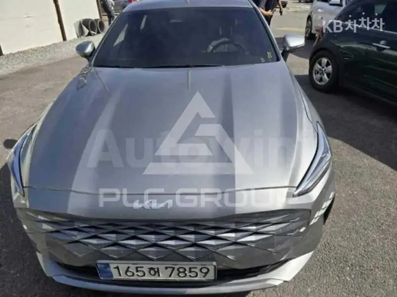 2022 KIA K8