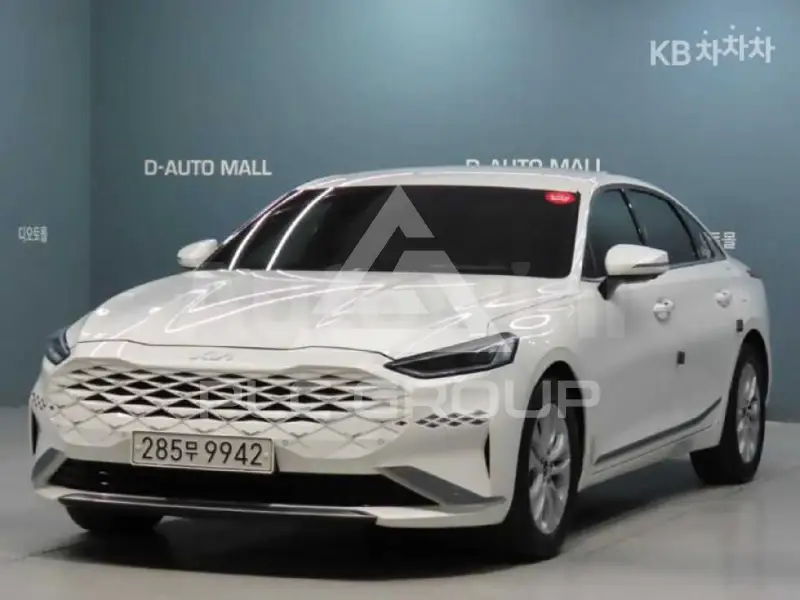 2022 KIA K8