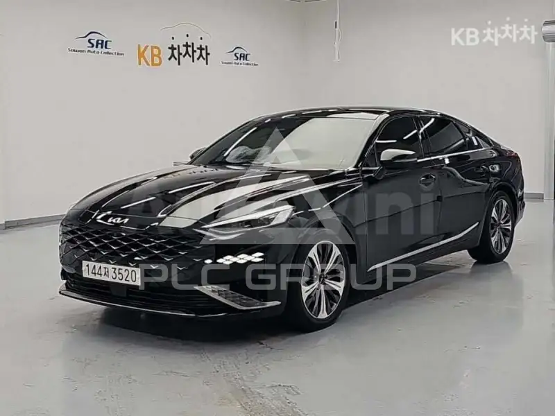 2022 KIA K8