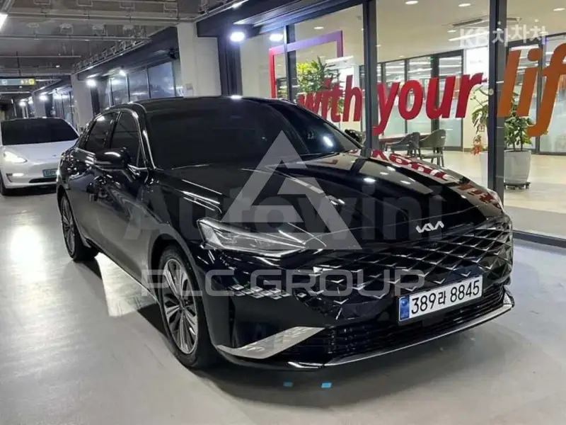 2022 KIA K8