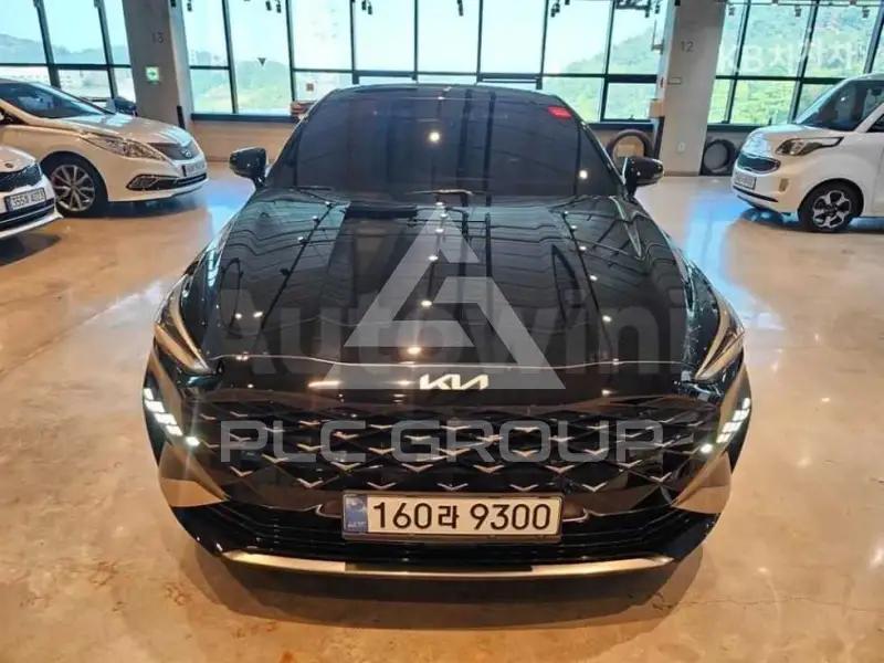 2022 KIA K8