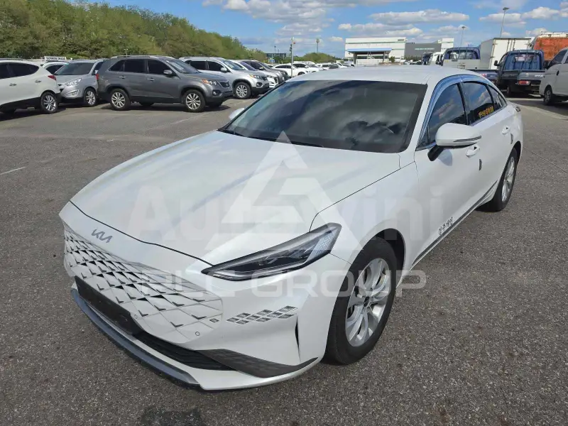 2022 KIA K8