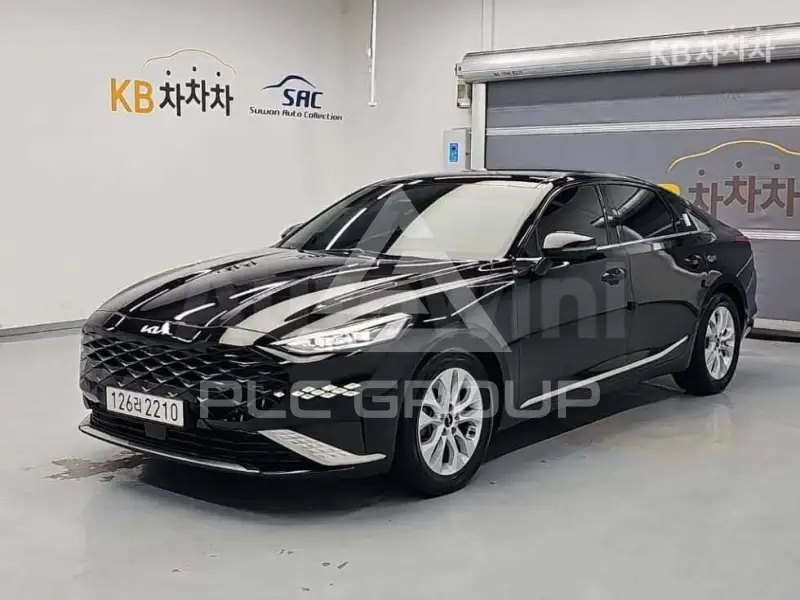 2022 KIA K8