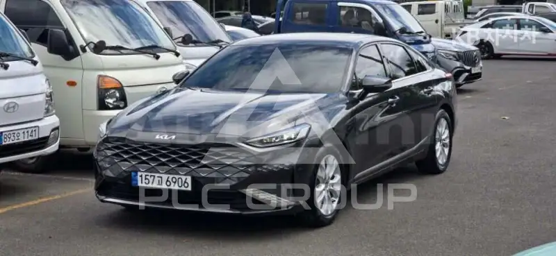 2022 KIA K8