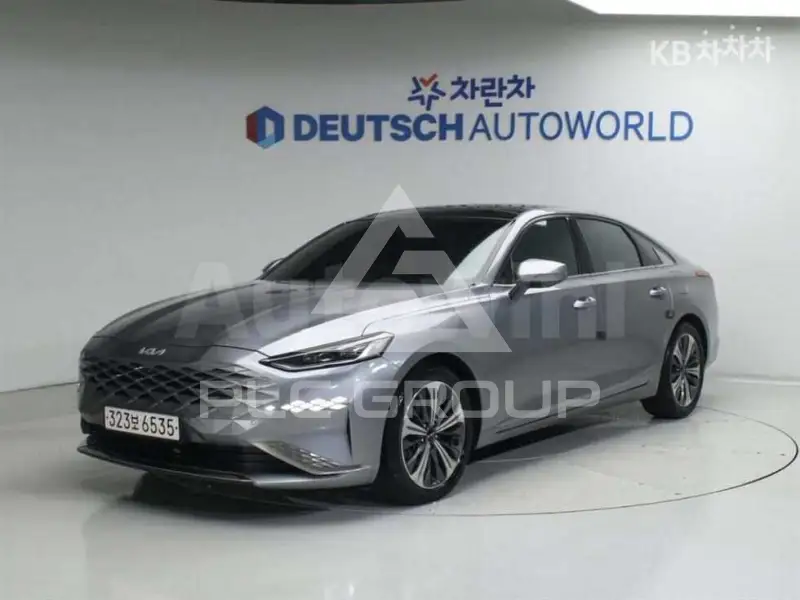 2022 KIA K8