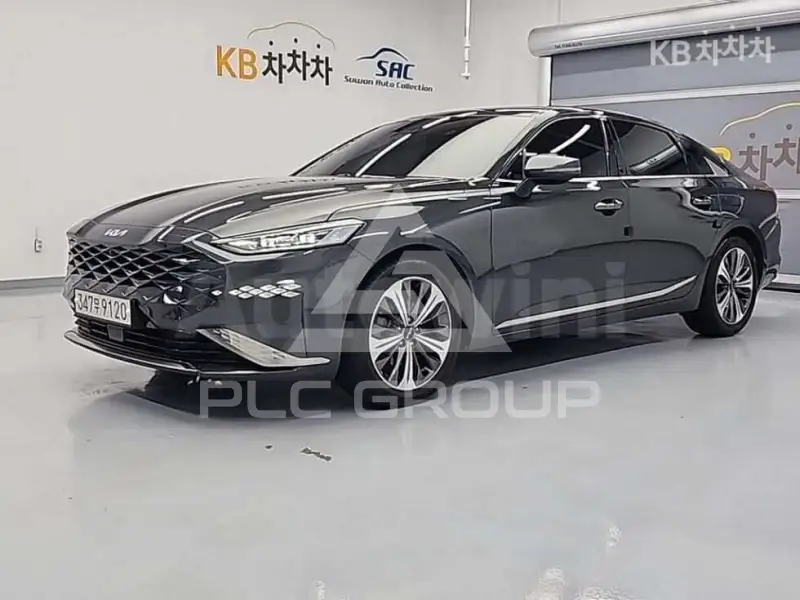 2022 KIA K8