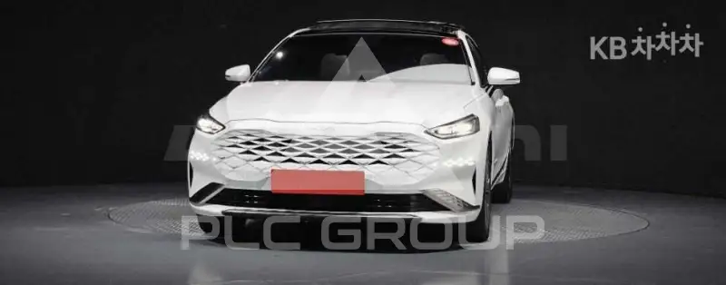 2022 KIA K8