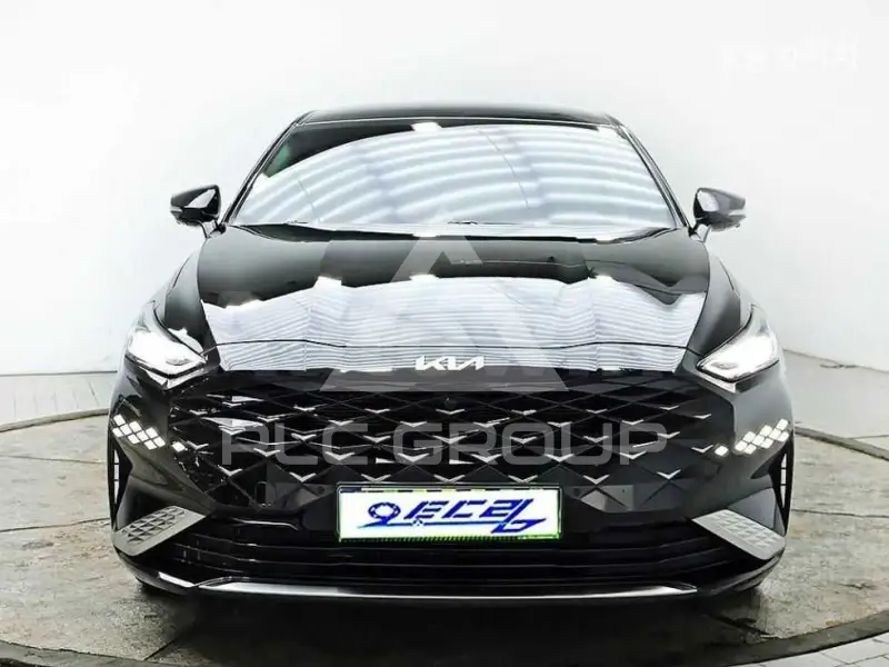 2022 KIA K8
