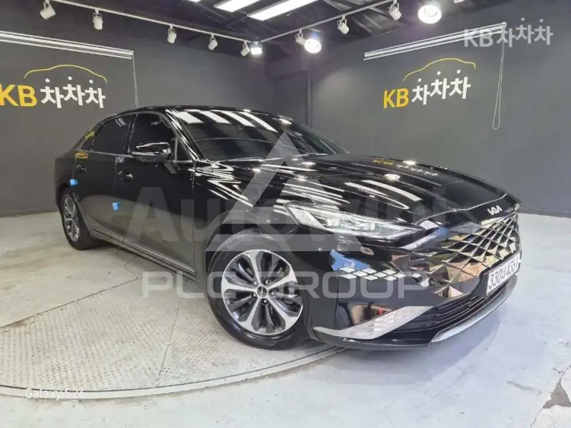 2022 KIA K8