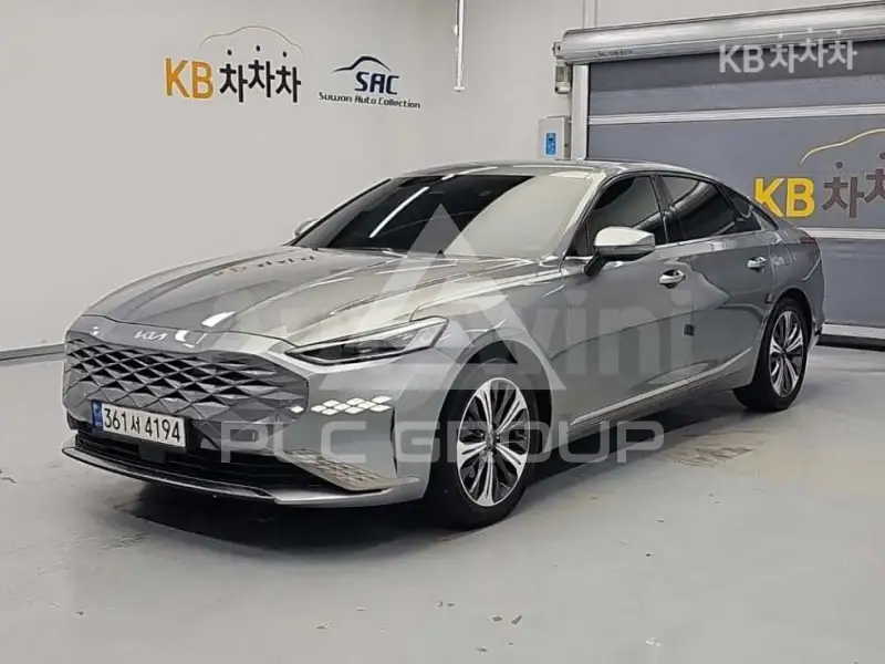 2022 KIA K8