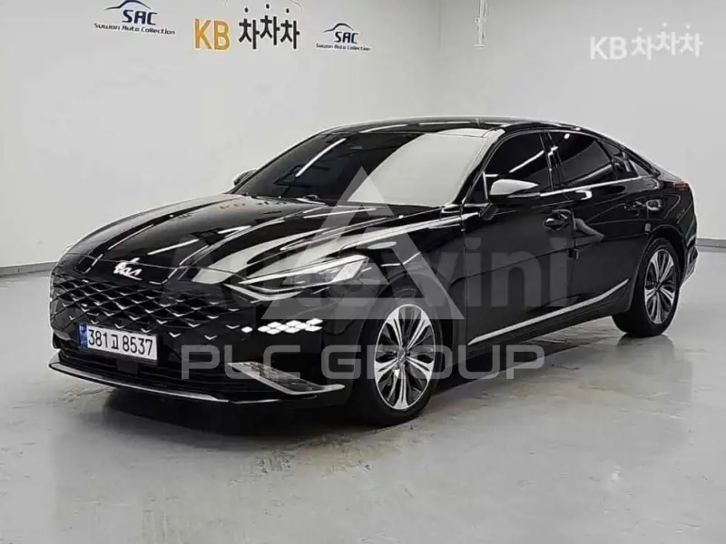 2022 KIA K8