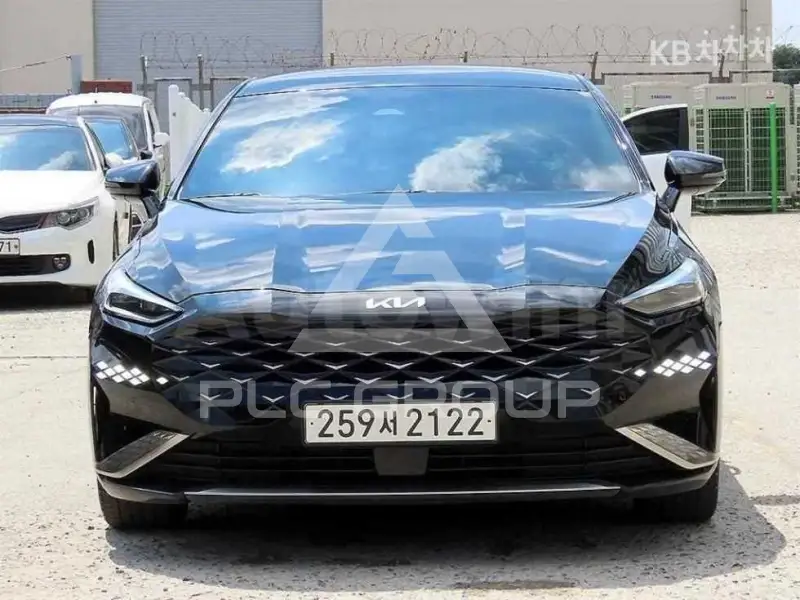 2022 KIA K8