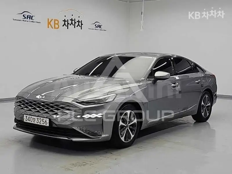 2022 KIA K8