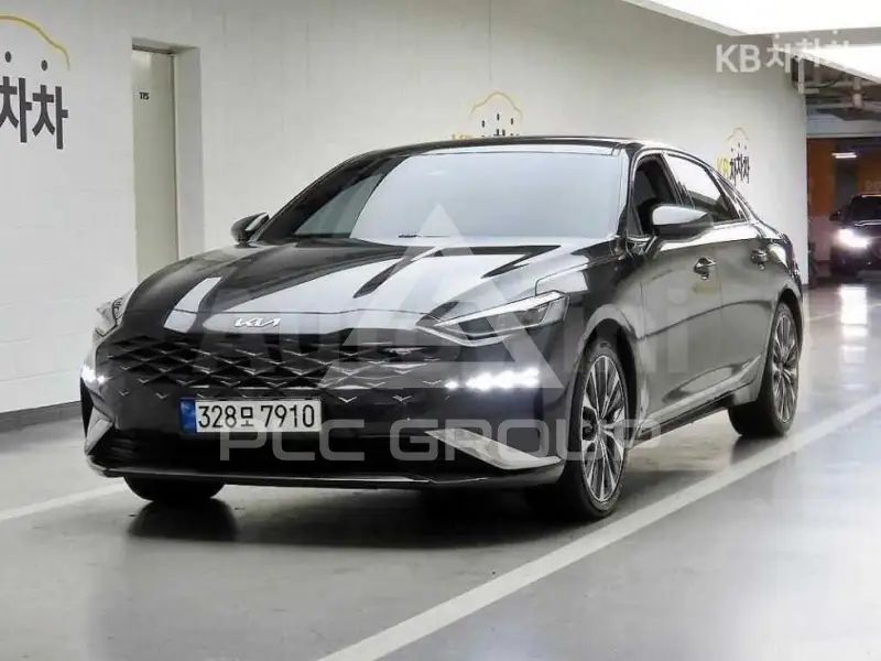 2022 KIA K8