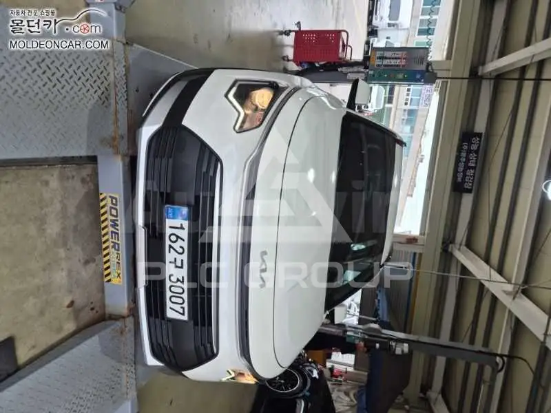 2022 KIA Niro
