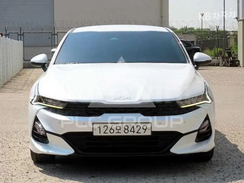 2022 KIA K5