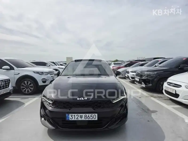 2022 KIA K5