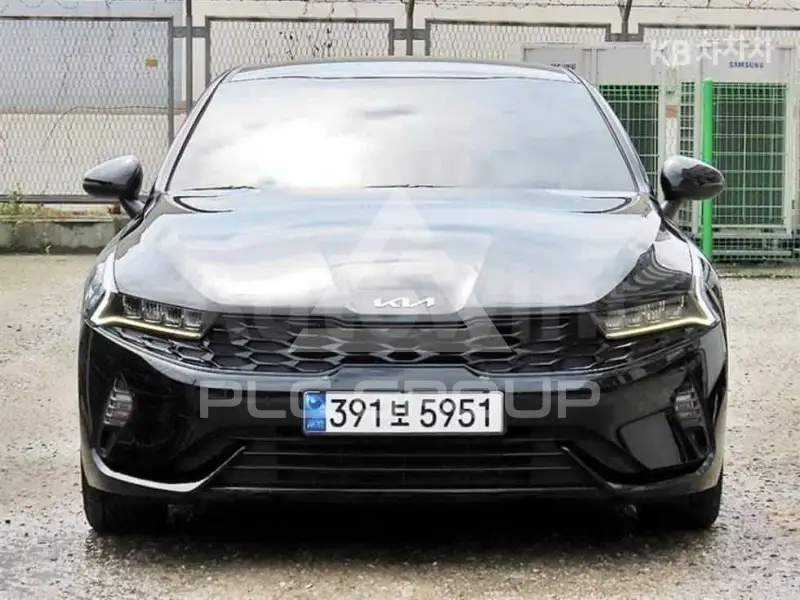 2022 KIA K5