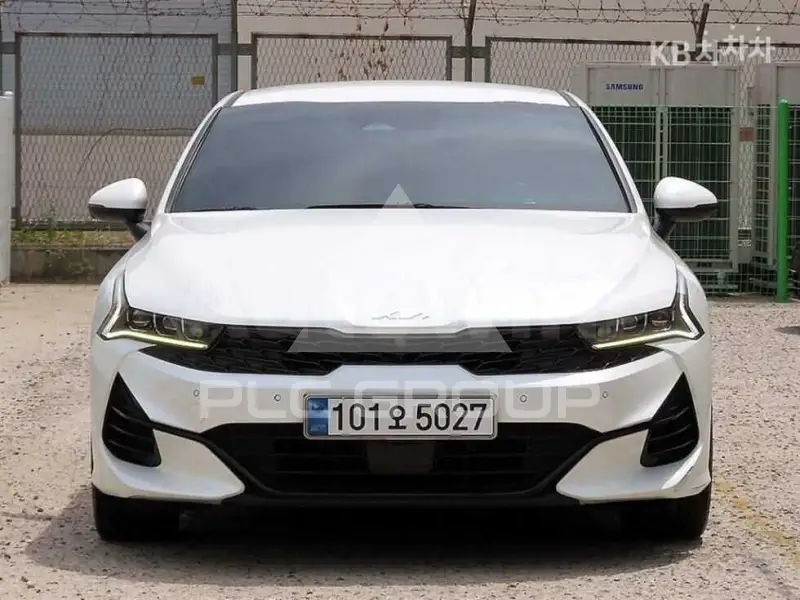 2022 KIA K5